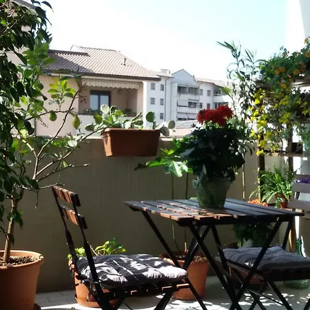 Casa Del Borgo アパート